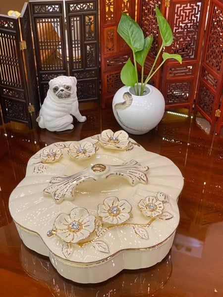  Hộp Mứt Hoa Nổi 