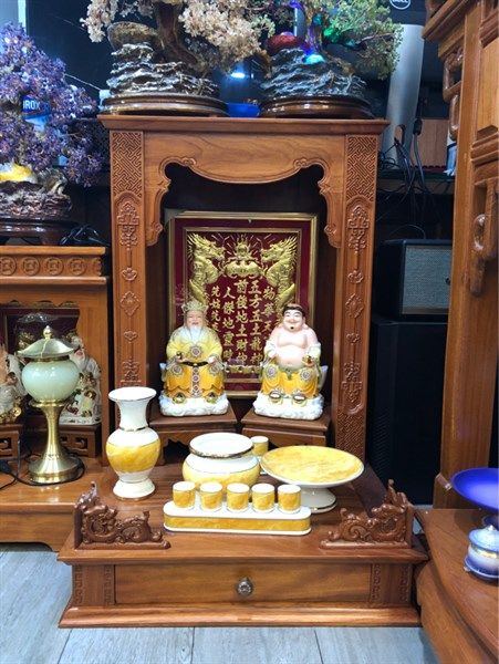  Bàn Tài Địa gõ chạm 60x68 