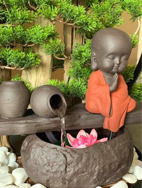  Thác nước chú tiểu 