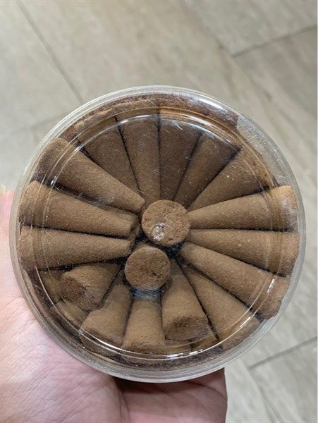  Trầm Nụ Hoàng Đàn 