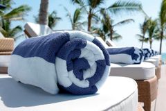 KHĂN TẮM BIỂN COTTON