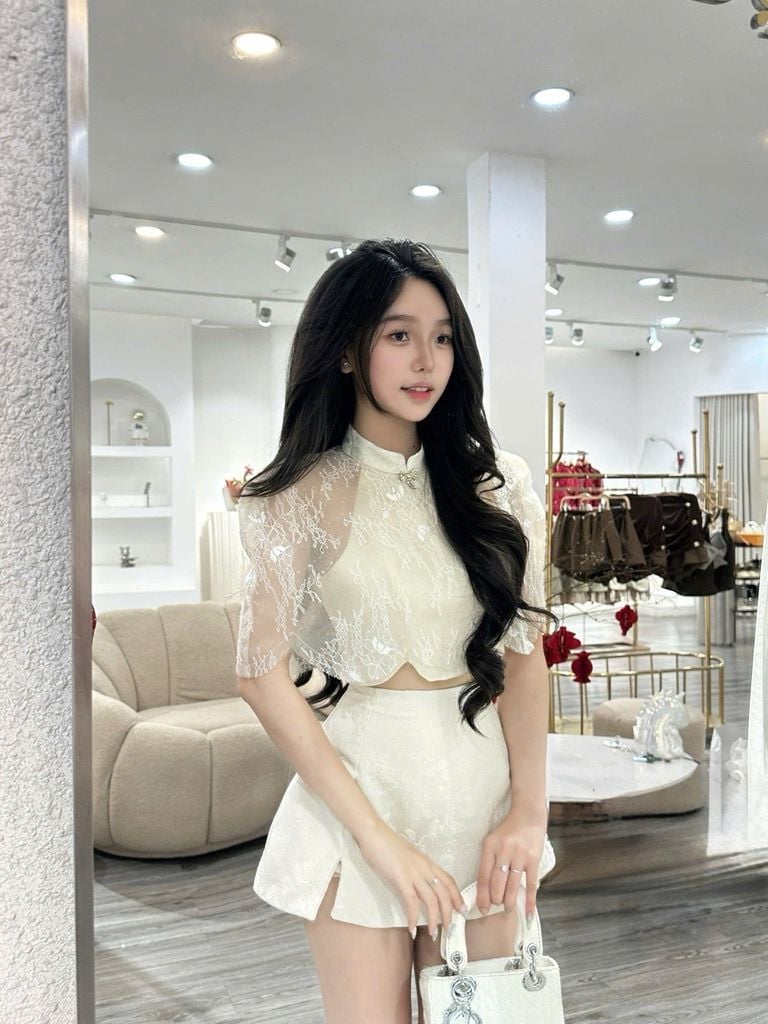 Set áo yếm gấm phối ren kim sa phối cv from A (P11)