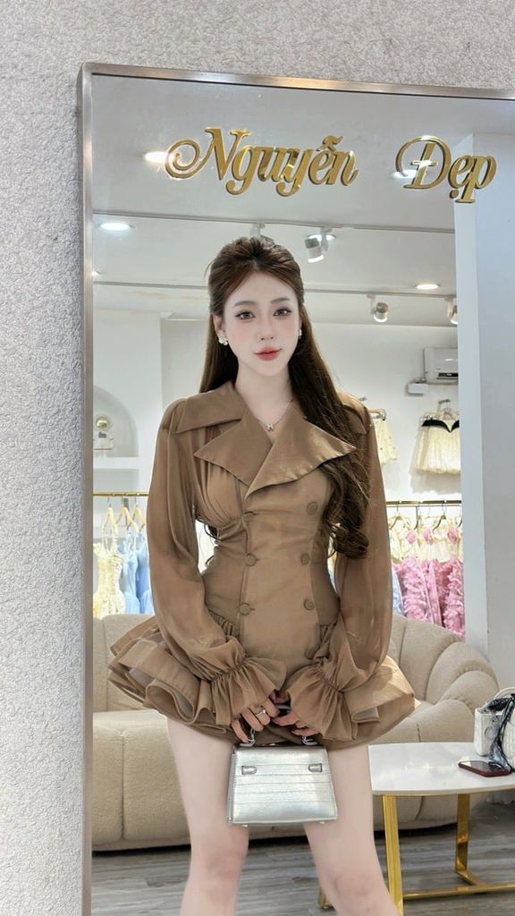 Đầm blazer tay phồng xếp tầng vải lụa tơ cao cấp (K09)