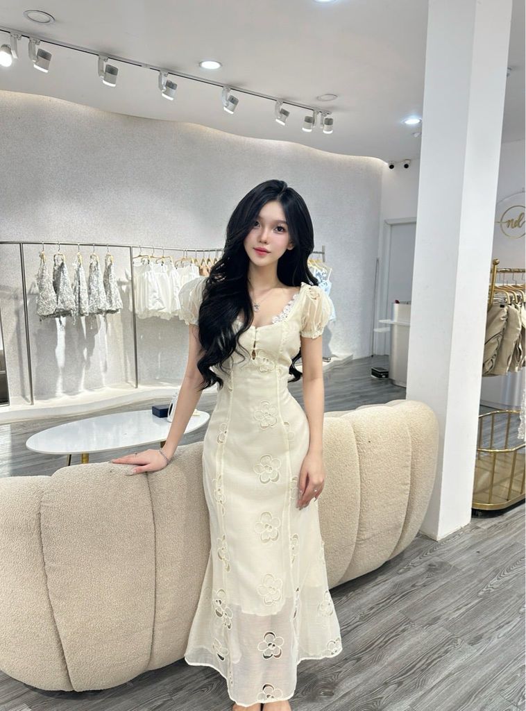 Đầm ôm viền ren dáng đuôi cá (C09)