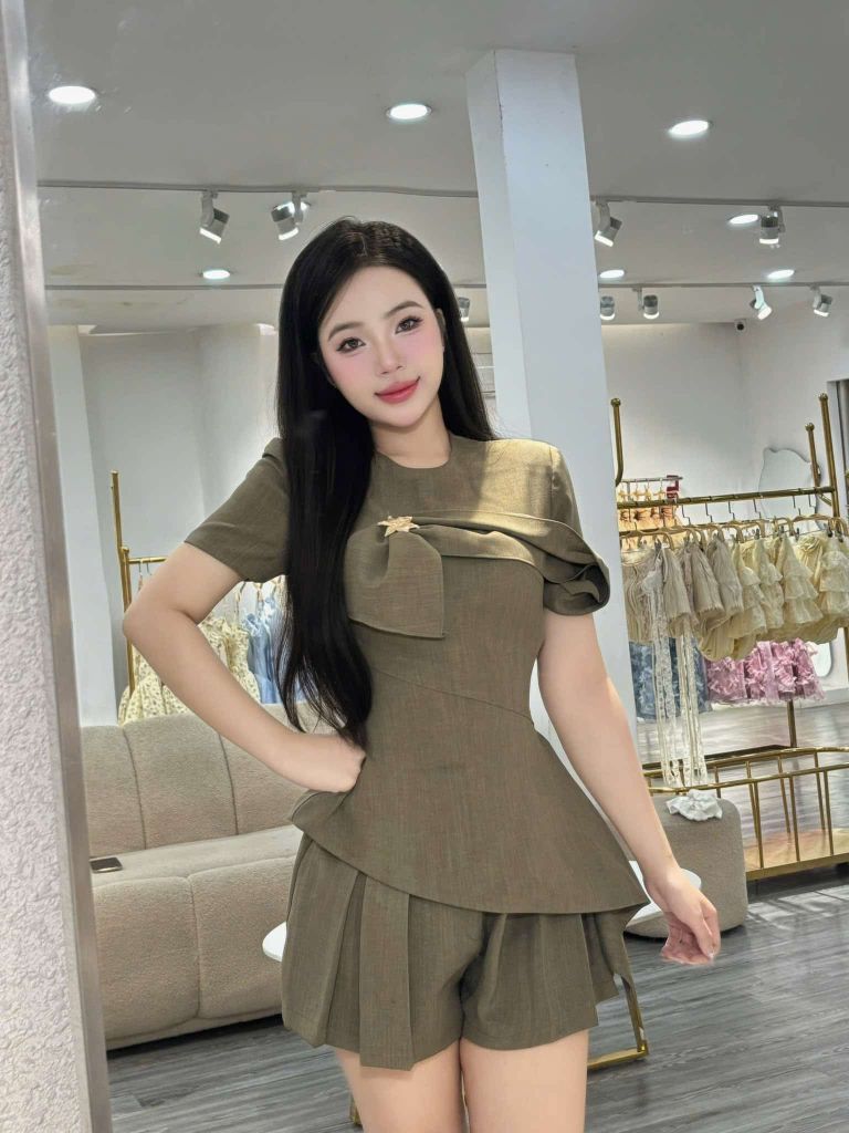 Set áo chiết eo vạt chéo phối cv xếp li (K42)