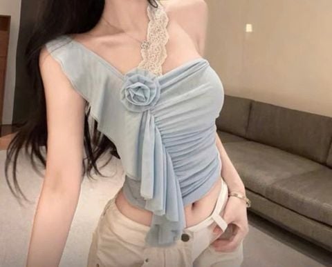 Áo lệch vai hoa bèo ren (G42)