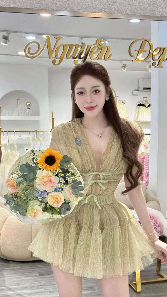 Đầm ngắn cổ V vải voan lưới eo ôm tôn dáng (K41)