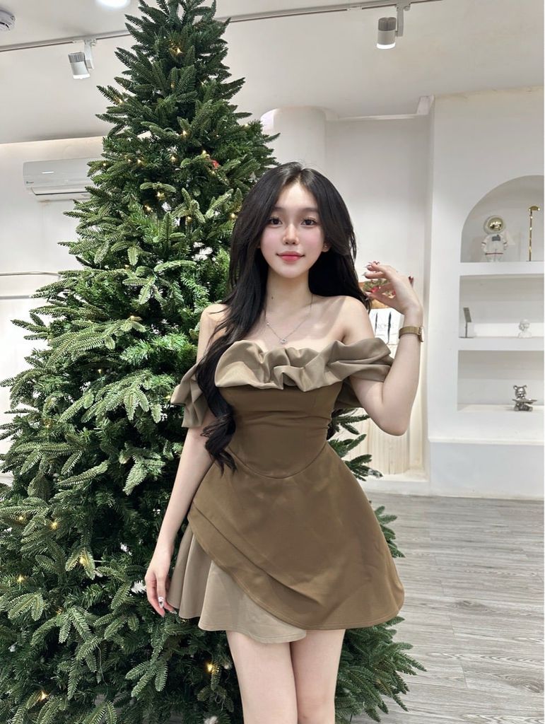 Đầm bẹt vai viền bèo vạt xéo (L23)