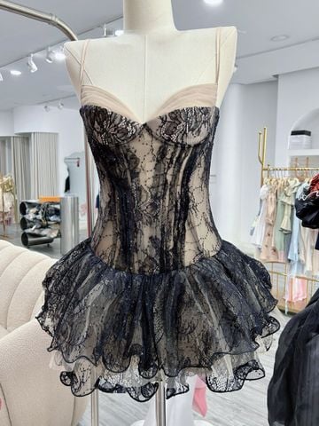 Đầm 2s đen hoạ tiết ren dáng xoè ( G66 )