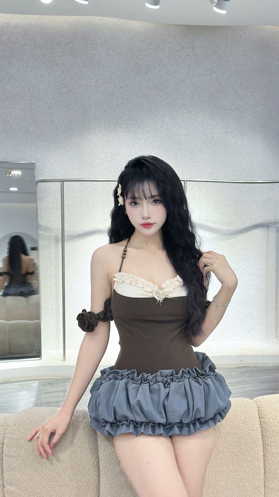 Áo dây yếm rớt vai phối bèo trắng (f53)