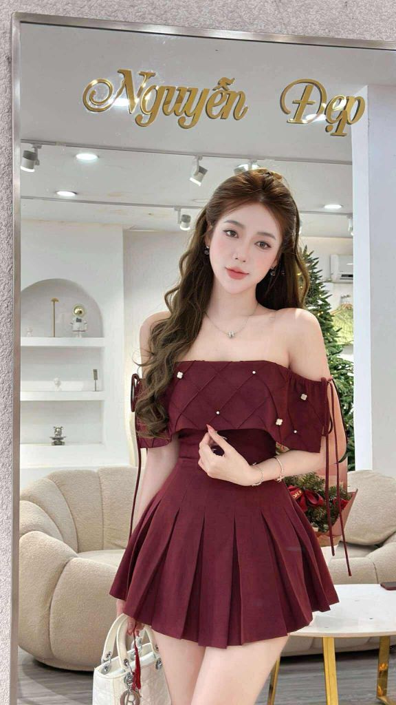 Đầm Caro 3D Đính Ngọc – Xếp Ly Xòe (O04)