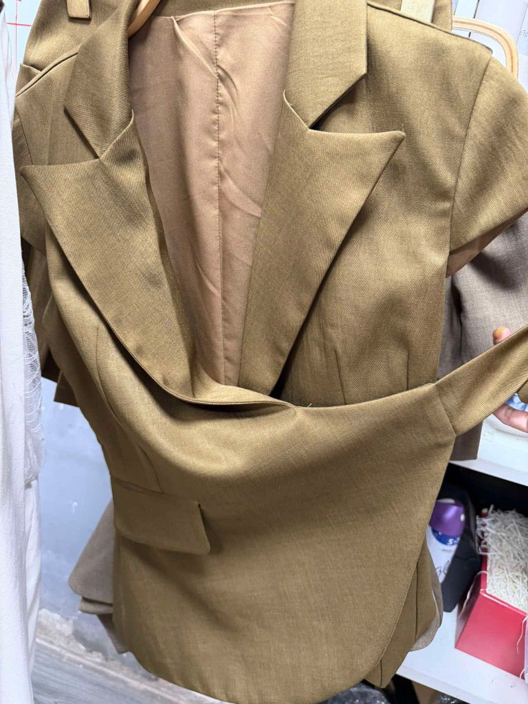 set áo vest cổ V phối cv (H74)