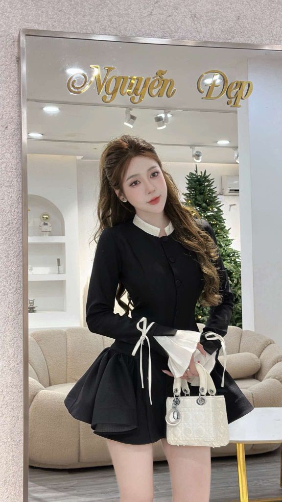 Đầm liền dáng xòe cổ tròn phối tay loe buộc nơ (O26)