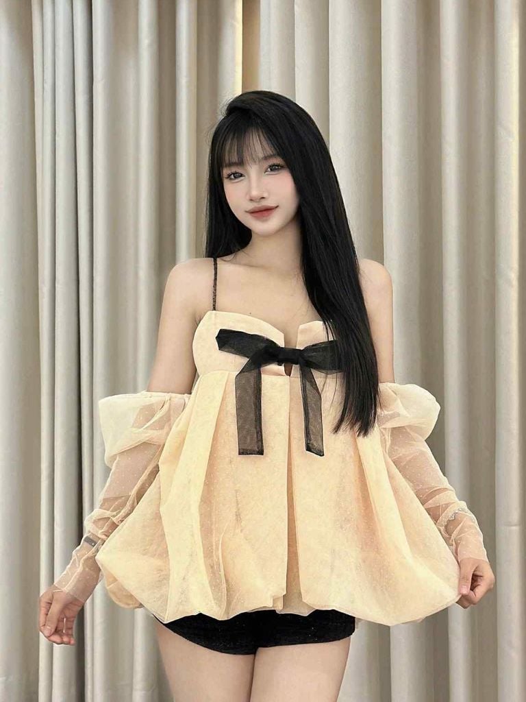 áo babydoll hở lưng cột dây phối nơ đen
