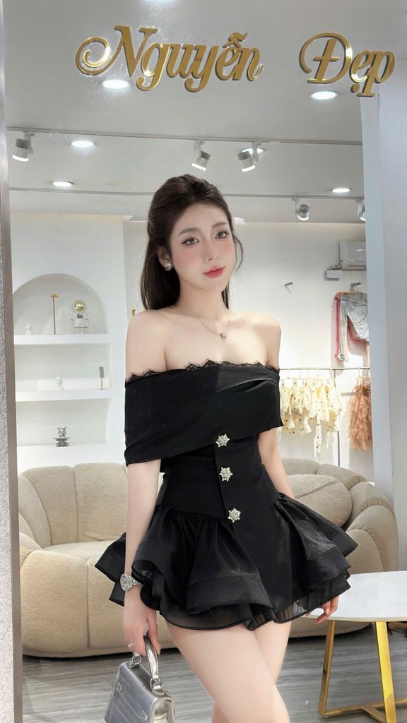 L06 đầm tơ bẹt vai  bồng bềnh kèm quần