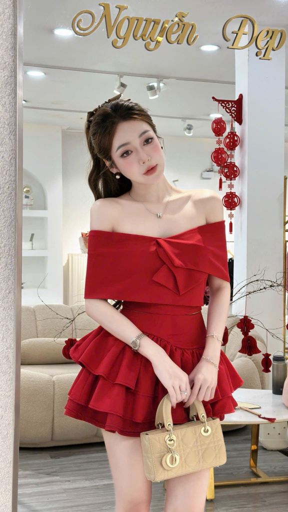 Set áo bẹt vai phối chân váy tầng (P03)