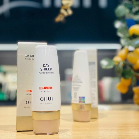 Kem Chống Nắng Ohui Day Shield Perfect Sun Tone up Sunblock UV Force SPF50+ PA++++50ml