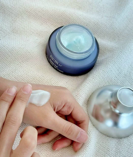 Bộ Kem Dưỡng Cấp Nước Chuyên Sâu Sum37 Water-full Marine Relief Gel Cream Special Set