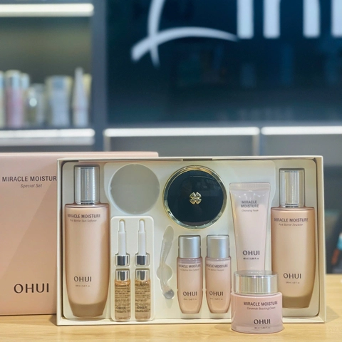 Bộ Dưỡng Da Dưỡng Ẩm Ohui Miracle Moisture 4pcs Special Set Mẫu Mới