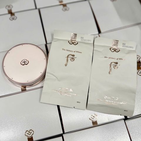 Kem Chống Nắng Dưỡng Trắng Dạng Cushion Whoo Gongjinhyang Seol Radiant White Tone Up Sun Cushion 3 lõi