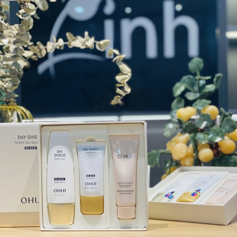 Bộ Kem Chống Nắng Ohui Day Shield Perfect Sun Black 3pcs Set