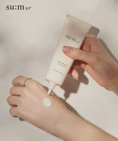Tinh Chất Chống Nắng Dưỡng Ẩm Và Dịu Nhẹ Sum37 Micro Active Sun Serum 30ml