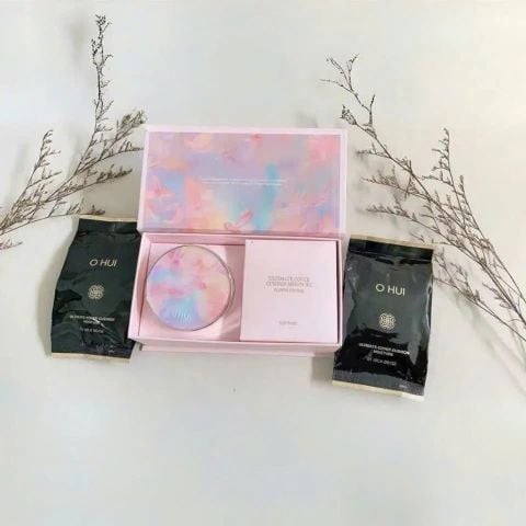 Bộ Phấn Nước Dưỡng Ẩm Ohui Ultimate Cover Cushion Moisture Flower Edition Set (tặng kèm 2 lõi)