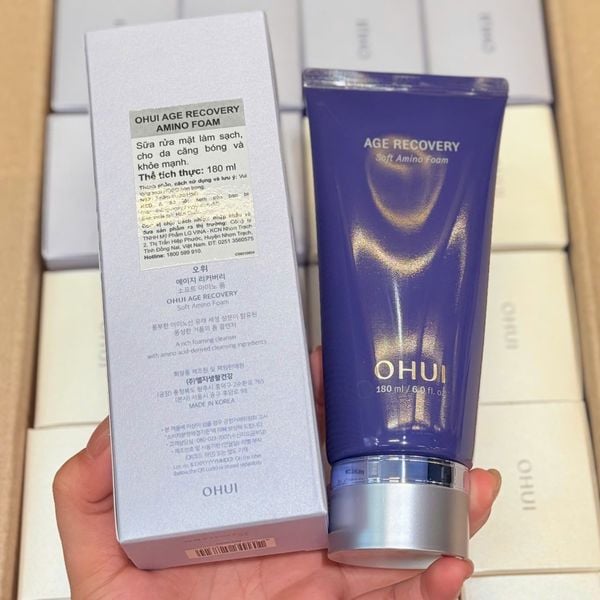 Sữa Rửa Mặt Cải Thiện Nếp Nhăn Ohui Age Recovery Soft Amino Foam 180ml