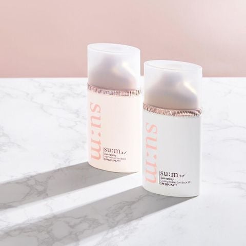 Kem Chống Nắng Nâng Tone SUM37 Sun-away Multi Effect Sunblock AD SPF50+/PA+++ 50ml