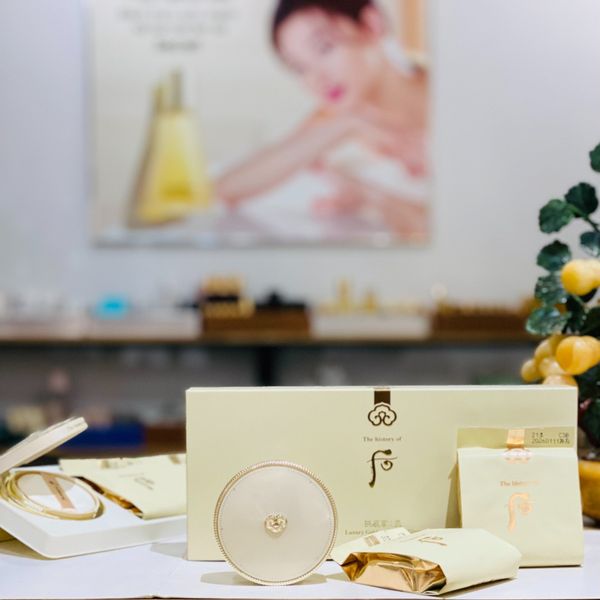Phấn Nước Trang Điểm Ngăn Lão Hóa Whoo Gongjinhyang Mi Luxury Golden Cushion Glow Nội Địa