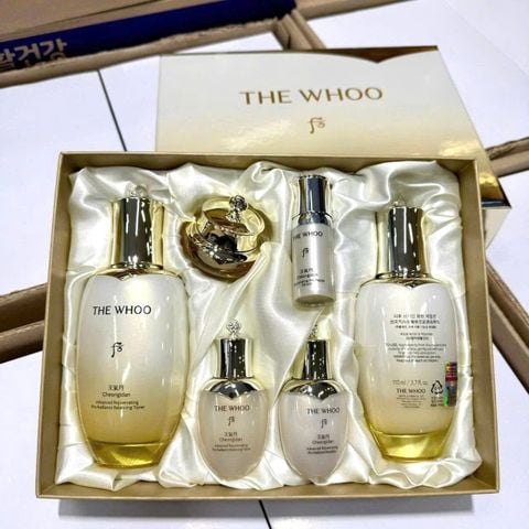 Bộ Nước Hoa Hồng Sữa Dưỡng Tái Sinh Whoo Cheongidan Advanced Rejuvenating Pro Radiance 2PCS Special Set