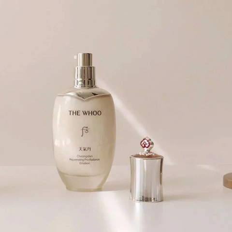 Sữa Dưỡng Tái Sinh Whoo Cheongidan Rejuvenating Pro Radiance Emulsion 110ml