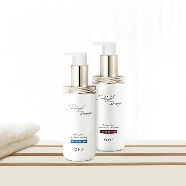 Bộ Sữa Tắm và Dưỡng Thể Ohui Delight Therapy Body Care Special Set