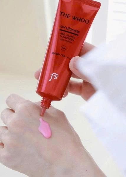 Bộ Tinh Chất Chống Nắng Chống Lão Hóa Làm Dịu Da The Whoo UV Ultimate Red Vitamin Suncreen SPF 50+/PA++++ 50ml Special Set
