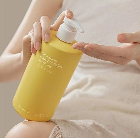 Sữa Tắm Beyond Hương xạ hương ấm và mật ong Pure Scent Fall In Honey Body Wash 700ml