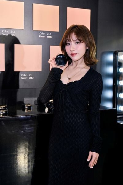 Phấn Nước Chuyên Kiềm Dầu Che Phủ Cao Mỏng Nhẹ OHUI Ultimate Cover Denier Cushion 13gx2