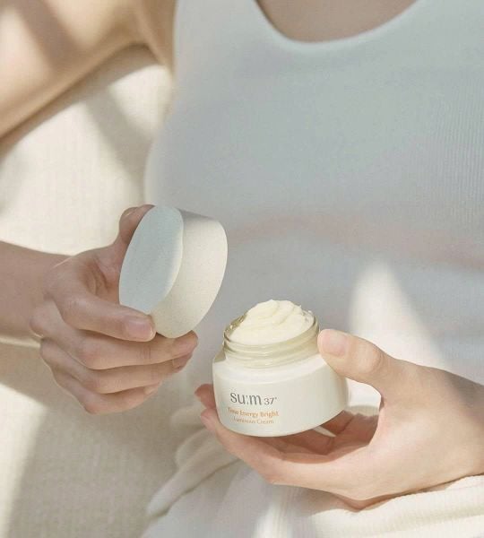 Kem Dưỡng Trắng Cấp Ẩm SUM37 Time Energy Bright Luminous Cream 50ml