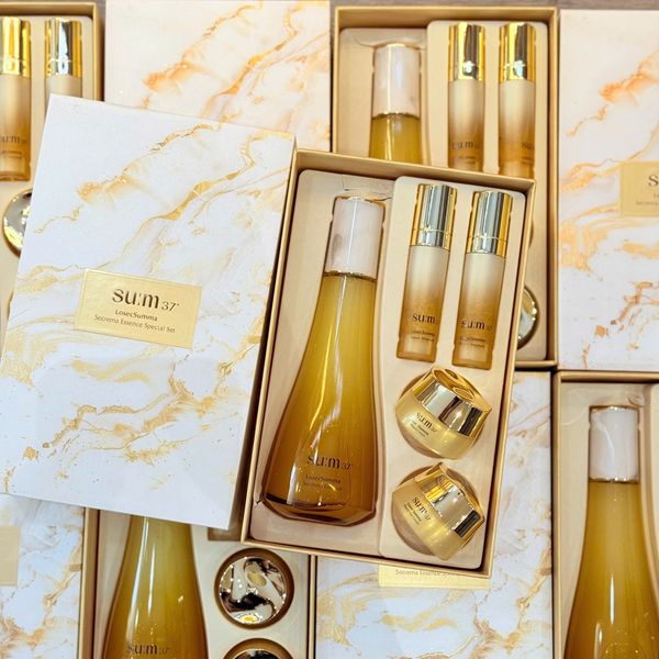 Nước Thần Hoàng Kim Chống Lão Hóa SUM37 LosecSumma Secrema Essence Secreta Upsize 230ml