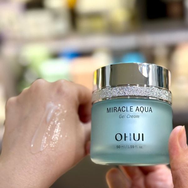 Set Kem Dưỡng Ẩm Ohui Miracle Aqua Gel Cream 50ml + 50ml