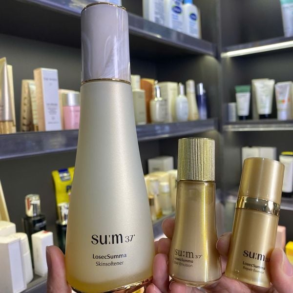 [Flashsale] Hoa Hồng Tái Sinh Sum37 LosecSumma Skin Softener 150ml