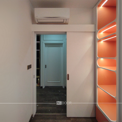 Cửa lùa MDF sơn Inchem phong cách tân cổ điển