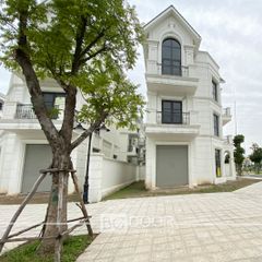 Cửa nhựa composite huỳnh âm sơn bệt