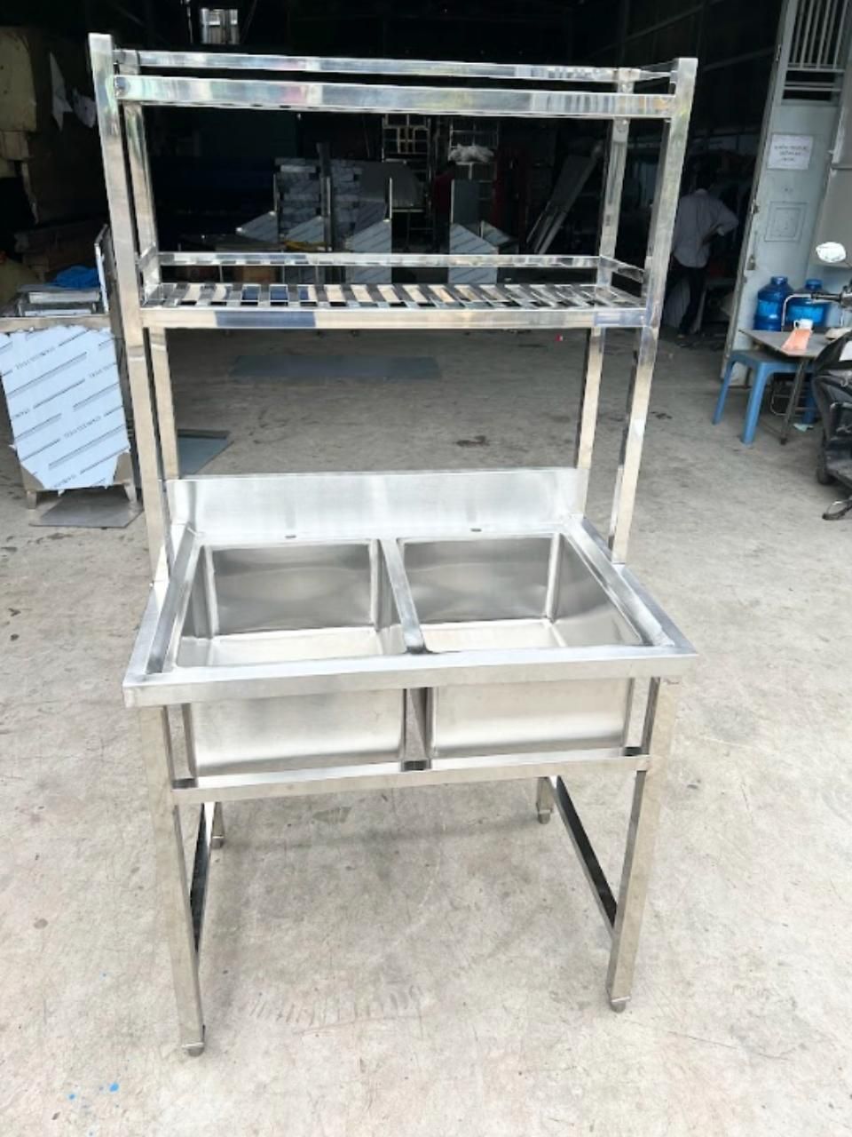  Chậu Rửa Inox Công Nghiệp 2 Hộc Kèm Kệ 2 Tầng 