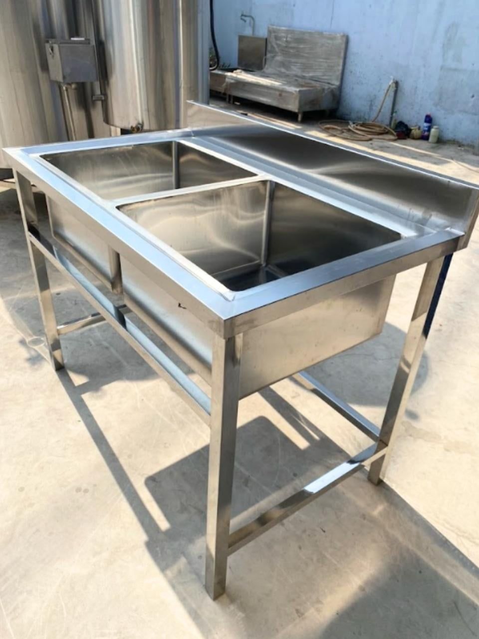  Chậu Rửa Inox Công Nghiệp 2 Hố – Chuyên Dụng Rửa Thực Phẩm & Chén Bát Hiệu Quả 