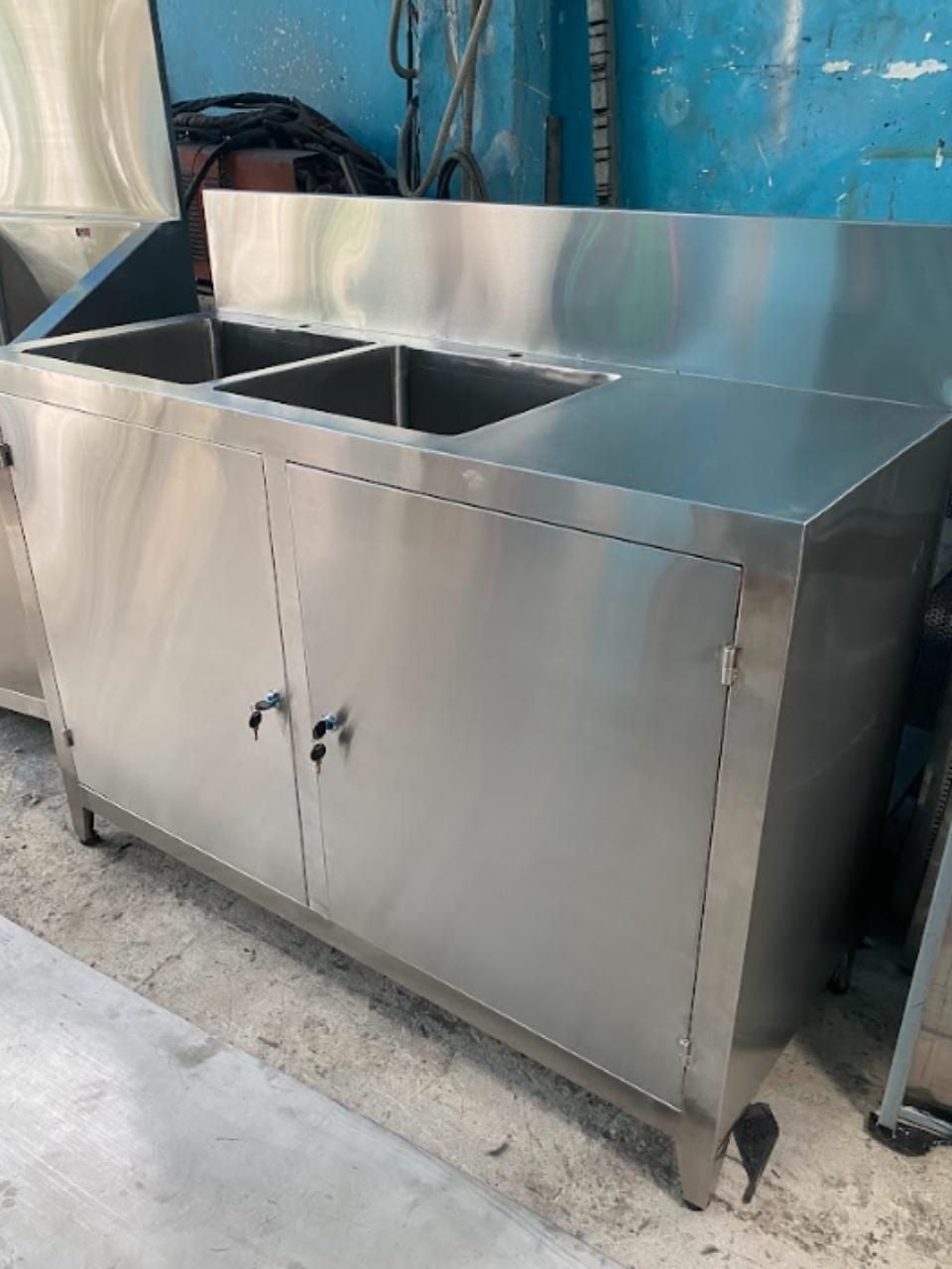 Bồn Rửa Ngâm Dụng Cụ Y Tế 2 Hộc Inox | Bàn Thao Tác Trái Phải | Kích Thước 1300 mm 