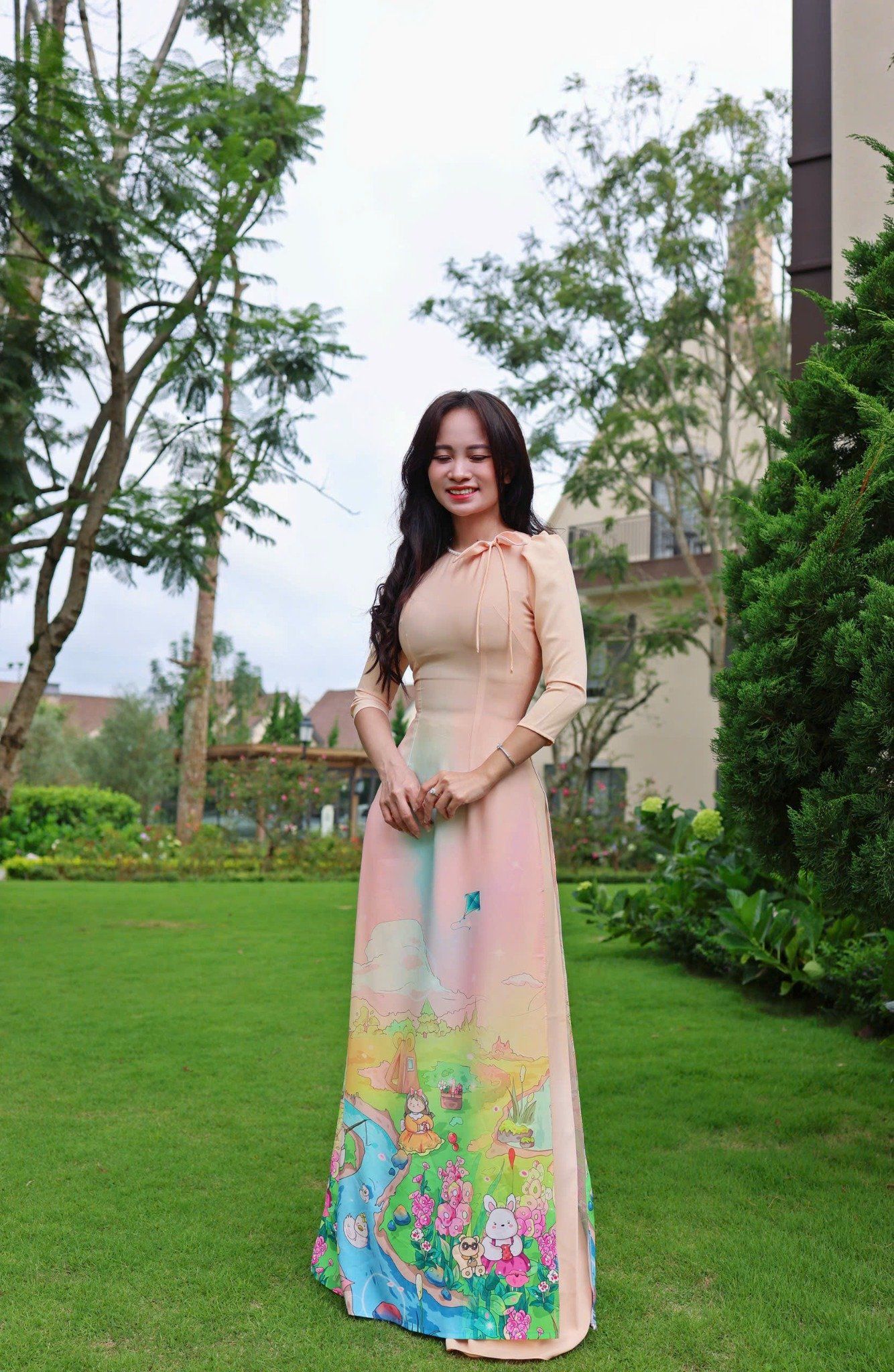  Áo dài chân tranh diều gấu thỏ 