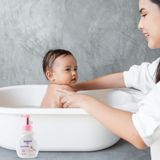  Sữa Tắm Gội Cho Bé Dưỡng Ẩm Dịu Nhẹ Baby TmFamil 350ml 