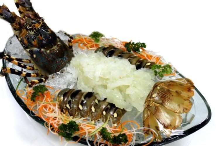  TÔM HÙM ĂN SỐNG 