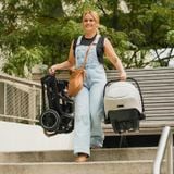  XE ĐẨY NUNA TRIV NEXT - MÀU CAVIAR 