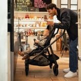  XE ĐẨY NUNA SWIV VỚI BÁNH XOAY 360° - MÀU CAVIAR 